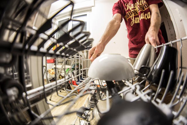 How to Clean Dishwasher with Baking Soda: 8-Step Guide